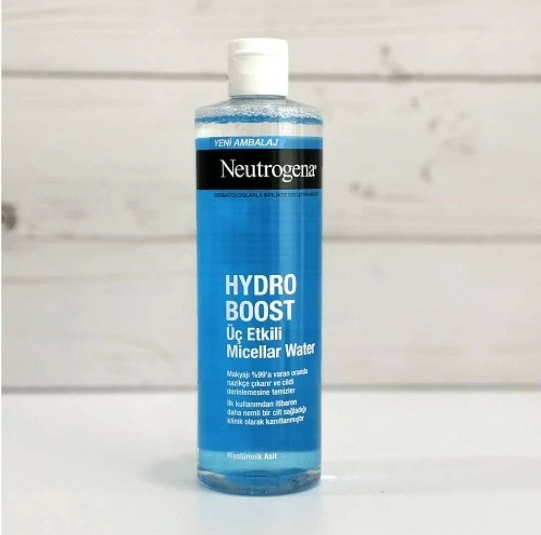 میسلار واتر نیتروژینا (Neutrogena) مدل Hydro Boost مناسب پوست نرمال تا خشک حجم ۴۰۰میل